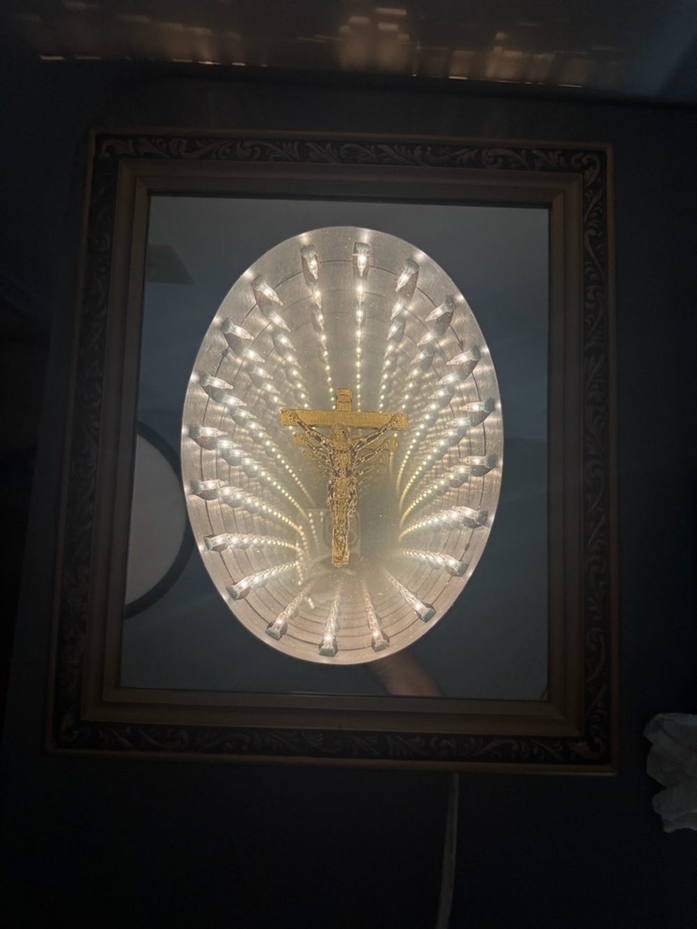 Vintage 3D Infinity Mirror Jesus Christ on Cross Light Up Framed Light